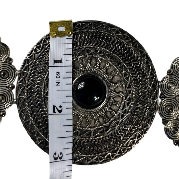 Chico's Triple Medallion Concho Belt Black Textured Leather Adjustable Size M/L - Picture 8 of 16